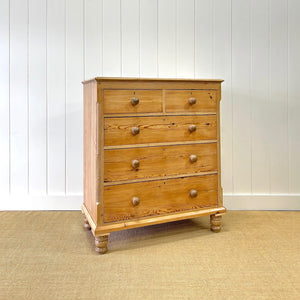 A 19th Century English Pine Chest of Drawers/Dresser with Tulip Feet