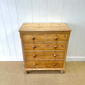 A 19th Century English Pine Chest of Drawers/Dresser with Tulip Feet