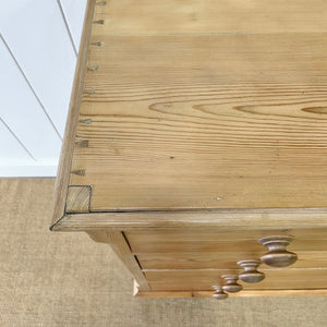 A 19th Century English Pine Chest of Drawers/Dresser with Tulip Feet