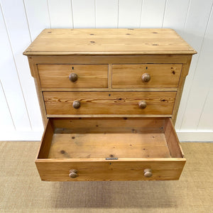A 19th Century English Pine Chest of Drawers/Dresser with Tulip Feet