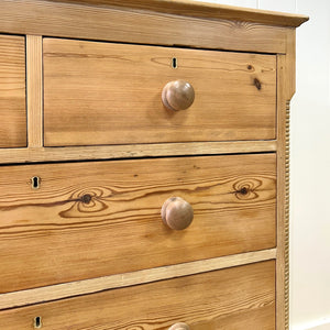 A 19th Century English Pine Chest of Drawers/Dresser with Tulip Feet