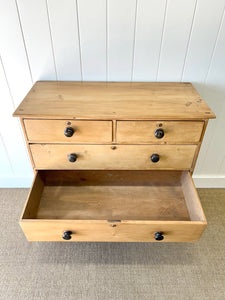 A 19th Century English Chest of Drawers/Dresser