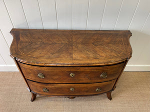 A Sophisticated 18th Century Antique Italian Chest of Drawers or Commode