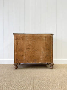 An Antique English Pine Chest of Drawers/Dresser c1890