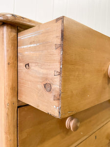 An Antique English Pine Chest of Drawers/Dresser c1890
