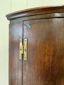 A Exquisite Georgian Oak Hanging Corner Cupboard c1800