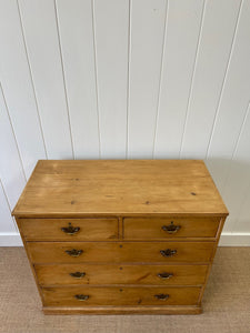 An Antique English Pine Chest of Drawers Dresser with Good Brasses c1840