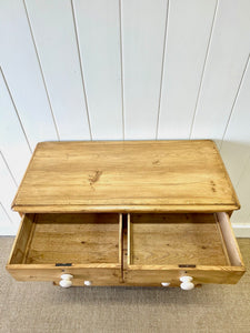 An Early 19th Century English Chest of Drawers/Dresser