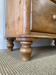 An English Pine Low Chest of Drawers Dresser with Wooden Knobs c1890