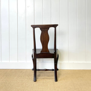 An 18th Century Walnut Queen Anne Side Chair