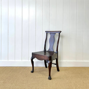 An 18th Century Walnut Queen Anne Side Chair