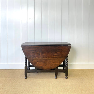 A Very Good Antique English Country Oak Drop Leaf Gate Leg Table c1760