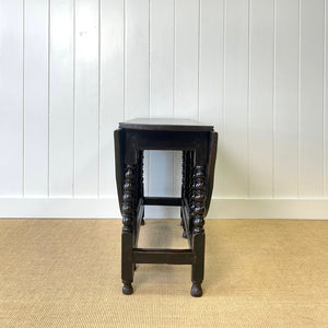 A Very Good Antique English Country Oak Drop Leaf Gate Leg Table c1760
