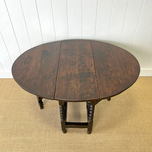A Very Good Antique English Country Oak Drop Leaf Gate Leg Table c1760
