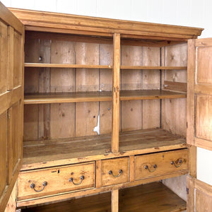 An Georgian English Linen Press Cupboard c1800