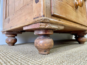 A Large English Pine Country 7 Drawer Buffet or Sideboard c1860