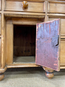 A Large English Pine Country 7 Drawer Buffet or Sideboard c1860