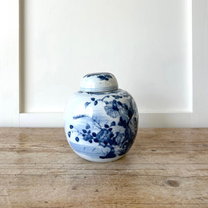 Chinese Ginger Jar & Cover Blue White Porcelain Bird CHINA Marks Qing 19th C.