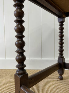 An English Oak Lowboy Table c1790