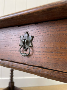 An English Oak Lowboy Table c1790