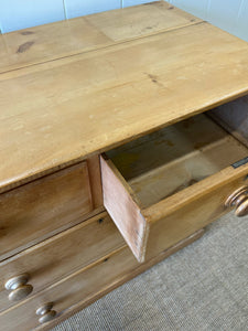 An Antique English Pine Chest of Drawers Dresser with Wooden Knobs c1890