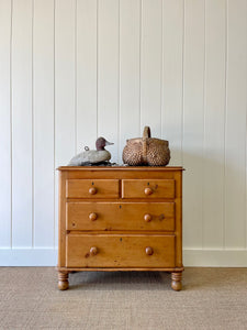 An Antique English Pine Chest of Drawers Dresser with Wooden Knobs c1890