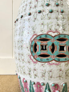 A Delightful Chinese Famille Rose Porcelain Garden Stool