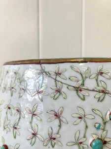 A Delightful Chinese Famille Rose Porcelain Garden Stool