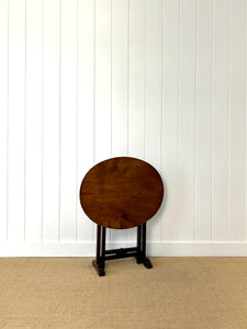 An Antique Country Coaching Gate Leg Table c1850