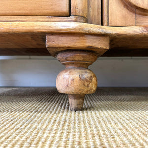 An English Country 7 Drawer Pine Buffet or Sideboard