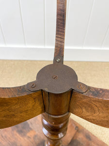An Antique English Walnut Tilt-top Table c1800