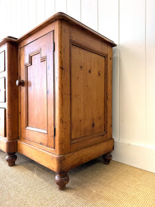 An English Country Pine Buffet or Sideboard