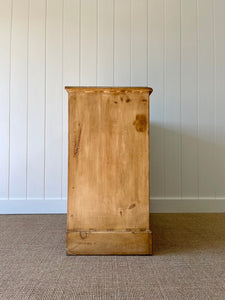 An Antique English Pine Chest of Drawers Dresser with Wooden Knobs c1880