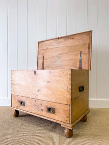 An English Pine Mule Chest Trunk or Blanket Box c1850