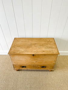 An English Pine Mule Chest Trunk or Blanket Box c1850