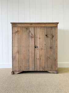 A Rustic English 19th Century Pine Cupboard c1880