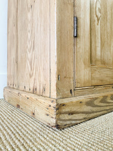 A Rustic English 19th Century Pine Cupboard c1880