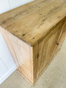 A Rustic English 19th Century Pine Cupboard c1880