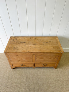 An English Pine Mule Chest Trunk or Blanket Box c1850