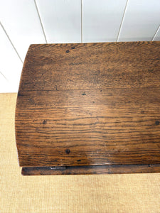 A Very Good Antique English Country Oak Drop Leaf Gate Leg Table c1800