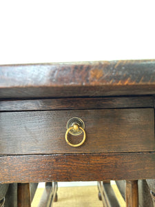 A Very Good Antique English Country Oak Drop Leaf Gate Leg Table c1800