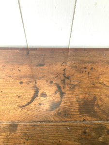 Antique English 18th Century Oak Chest of Drawers with Brasses