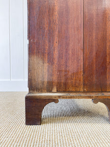 An 18th Century English Country Oak Chest of Drawers Dresser