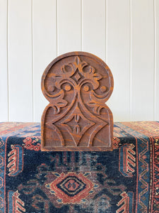 An English Late 19th Century Moveable Oak Bookshelf