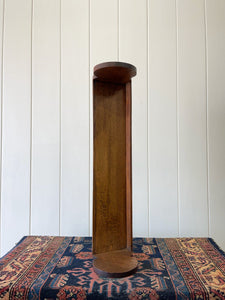 An English Late 19th Century Moveable Oak Bookshelf