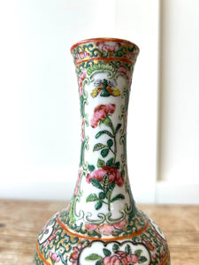 A Pair of Antique Chinese Vases with Beautiful Floral Chinoiserie Motif