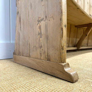 An English 19th Century Curved Bench or Settle