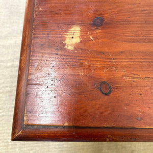 A 19th Century English Chest of Drawers/Dresser