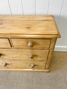 An English Pine Chest of Drawers Dresser c1890