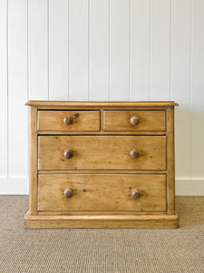 An English Pine Chest of Drawers Dresser c1890